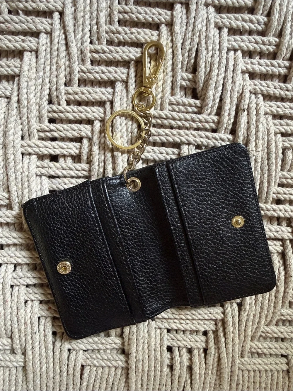 Steve Madden Black Faux Pebbled Leather Card Holder Wallet Keychain ID Case